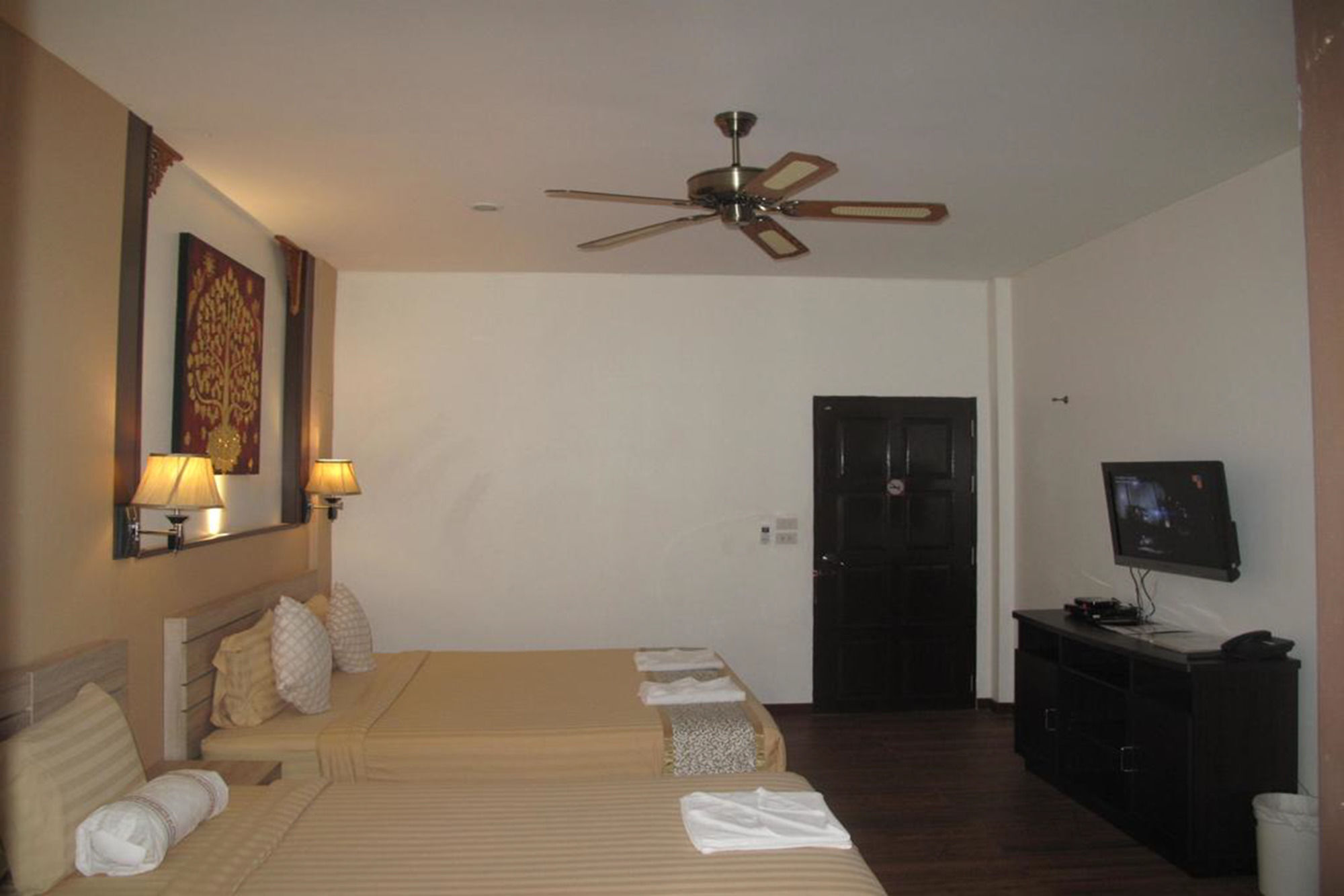 Qg Resort Bangkok Luaran gambar